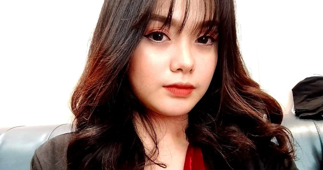 Tôi không thể chịu được trước vú của nhân tình ngày càng to và không mặc áo ngực